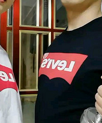 �ܻ����Ĵ��levi's�ĺڰ����¿� �˶��ð��������