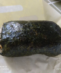 在19楼一块钱中的饭团 味道还不错