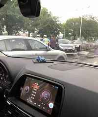 ͻ��������·�䷫ͤ�Ÿ���ײ���� ������һ�أ�