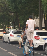 �ڹ��������ϵ��޺� ����������С���ӵ���ˣ���Ӽ���