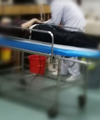 ����һŮ�Ӻ�ũҩ���� ������Լ����Ϻ�...