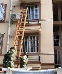 一身冷汗!嘉兴一3岁男孩把自己反锁在家里 跑到窗台边……