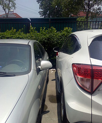 ����ȥҽԺ��������SUVţ�� ��ͣ�������ǴӸ���ʻ����������