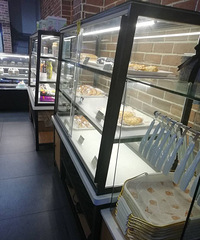 市中心蛋糕烘焙店转让