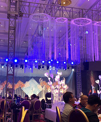 С���������ܰ�Ļ����¼ 1.5W�ĵ���ɫ��ɫ�� �ֳ����ж�