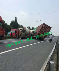 ͻ��������������賵ײ�ϼ�װ�� ���賵��ͷ��ѹ��