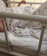 ���������һ��ƿ�������ײ������ �������ݲ��ܲ��ˣ�