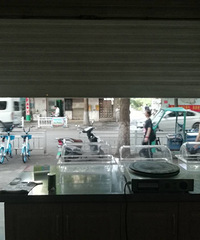 市中心洪波路门面转让