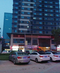 万达广场旁饭店转让