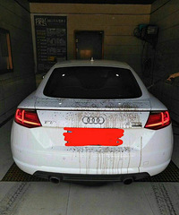 ʲô��ʲôԹ������ĳС���ſڶ��������ú�ɫҺ�壡