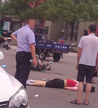 ���ҳ��� Ů������Ť�����ˣ�