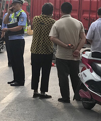 ���ϳ����ֳ��������ײ�� ����һ̯Ѫ����