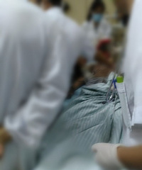 ͻ��������һ���������ε��ڹ������� ������Σ��