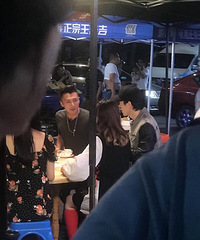 ������л�������·ҹ��ͻ������  һ����Ϊ��Ӱ��Ȼ������