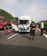 ����ͻ�����������컯��׷βǰ�� ˾���Ա���