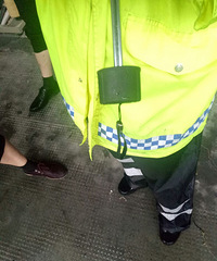 给大桐乡的交警点赞!台风田出事故 还耐心给我们讲解