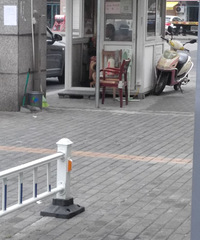 [����]����ĳС���������� ����ҵ����ҧ��������Ⱦ�