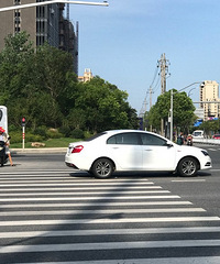嘉兴电瓶车的6大问题!喜欢开在机动车道还逆行···