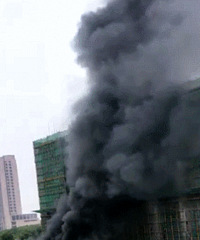 ����ĳ����ͻ�����  ���̼�������һ��¥��