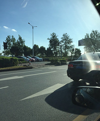 早上嘉兴这个路口逆行太严重了 摄像头都不拍!