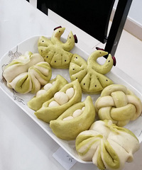 ��ʽ��ͷ ������˸���м�