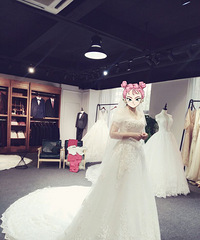 һֱ�����Լ�ԲԲ���� ���Ǵ��ϻ�ɴ�� ˭�����Ǹ�С��Ů��