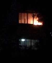 ����ĳС���Ż� �������˱�̧��