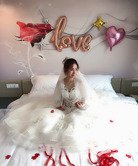 ���ǰ����ȥ����Ƥ���������� ���շַ��ӱ�С��Ů