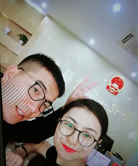 和她相识于幼儿园 历经重重关卡终于从丈母娘手中抢来了户口本