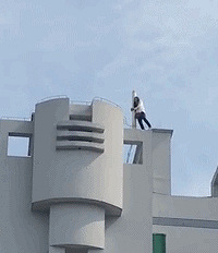 突发!海宁一女子要跳楼