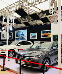 ��ֱ�����û�����䳵չ ��Ȼ����ô���³�