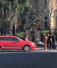 ��ĩ����ע�ⰲȫ �и�·���ƶ�·���������ֳ�ײ��