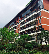 ���������˱�ʦ��ĳѧ�����۸񱩵� �ĸ���ֱ��50��...