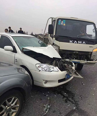 ������ ͬ�µĳ��޹���ײ��������