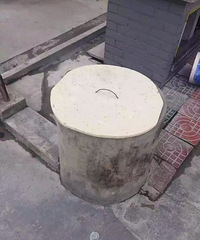 賿3㣡ĳСﴫ һŮֻ¶һͷ