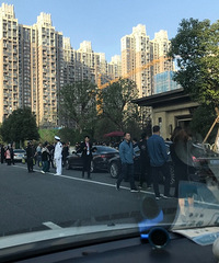 �����Ȧĳ¥�̽����賿���м��ٺ����Ŷ� ���ھ�Ȼ������...