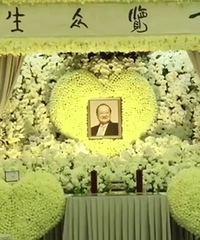 ��ӹɥ������۾��У����ǵ���ӹ ���Ƕ��������ֳ��ͱ�