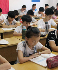 ����������ĳСѧһ�꼶�����޵��ߵ�