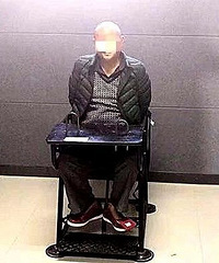 男子在嘉兴酒驾撞门!心虚“逃亡”2200公里 没想到....