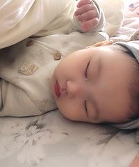 生女儿真好!7个月娃越来越可爱