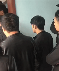 ���³���û���ݣ�����ĳС��ҵ��ŭ��