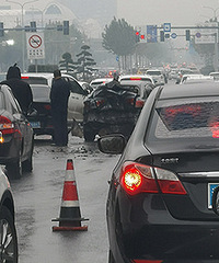 ͻ����������·�����·8����ײ��