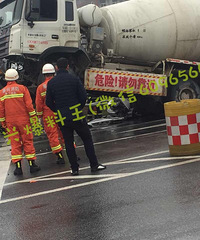 ƽ����ƽ�ȹ�·�����������ҳ�����3����ײ �γ�����޳�ֱ��ѹ��