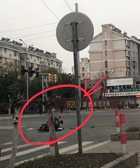 �����л���·һʮ��·��һ����ƿ���������� ��Ƭһ�أ�