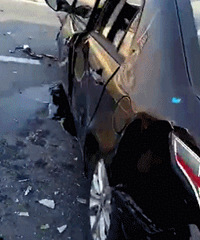 ͻ������԰�����ĳ���ײ �ֳ����ң�