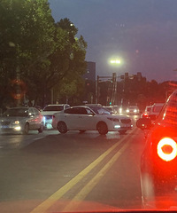 ˾�������������������·�������һ��������