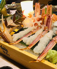 生日去吃了蟹居,雪蟹一蟹五吃,味道超赞!
