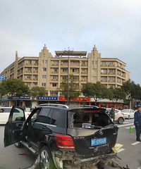 ����һ���۳������������� �����ײ���ˣ�