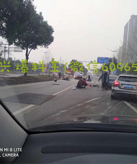 ����������·һ�γ�ײ�ϵ綯�����綯����Ƭһ�� ����ͷ��Ѫ����