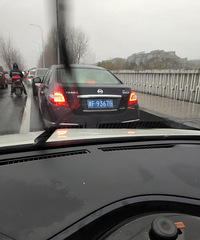 �����ĵ������γ�Ӳ�������Ϸǻ������� ���ӵ�ƿ����·��